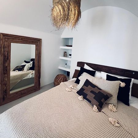 Delta Suites Oia  Ngoại thất bức ảnh